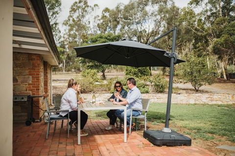 Cooke Cottage - eAccommodation 2