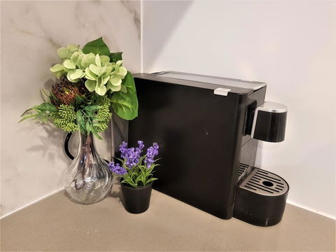 Cozy Duplex Home 3 Bdrms 1 Bath Sleeps 6 - eAccommodation 3