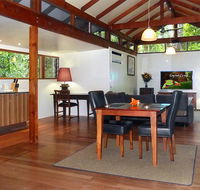 Crystal Creek Rainforest Retreat - eAccommodation