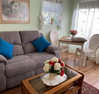 Curtis Falls Studio-Apartment - eAccommodation