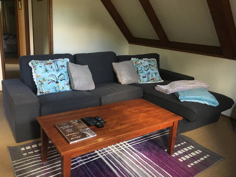 Dancing Waters Cottage - eAccommodation 1