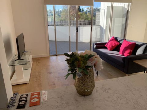Delicate And Peaceful Bundoora Townhouse 12-R4 - eAccommodation 3