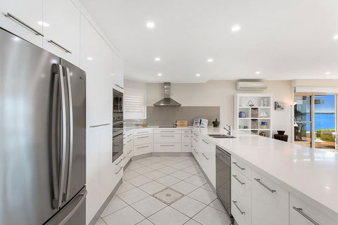Delphini 1 - Salamander Bay - eAccommodation 2