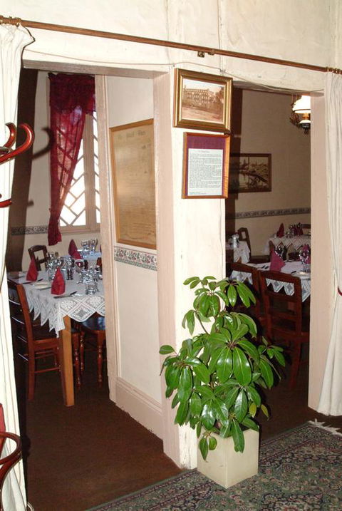 Diamond House Heritage Restaurant And Motor Inn - eAccommodation 3
