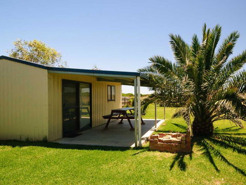 Dom's Place - eAccommodation 3