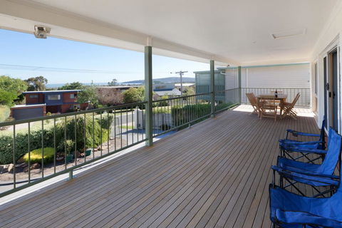 DROMANA BAY VIEWS - DROMANA - eAccommodation 0