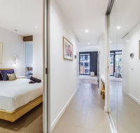 Elegant 1 bed 1 bath  Free Parking - eAccommodation