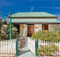 Emaroo Cottages Broken Hill - eAccommodation