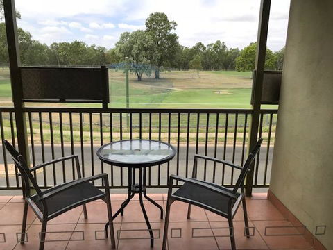 Emerald Executive Apartments - eAccommodation 1
