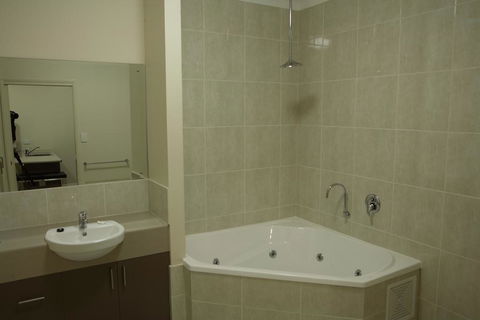 Emerald Inn - eAccommodation 3