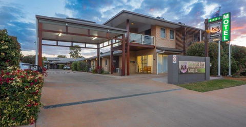 Emerald Inn - eAccommodation 0