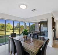 Fairway Village  Windaroo Lakes Golf Club - eAccommodation
