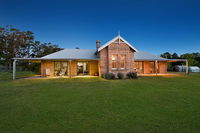 Book Canyonleigh Accommodation Vacations eAccommodation eAccommodation