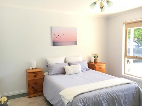 Fox Farm - Entire House Sleeps 12 Ppl - eAccommodation 1