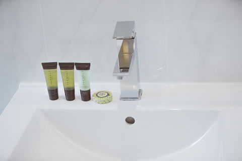 Garden Lodge Sydney Hotel - eAccommodation 1