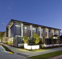Glen Hotel and Suites - eAccommodation