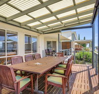 Green Reef Beach House - eAccommodation