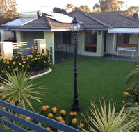 Hillarys Holiday Home - eAccommodation