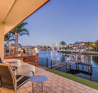 Holiday Home Amaroo - eAccommodation