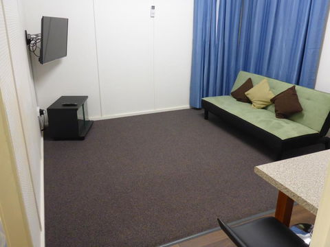 Holiday House Clermont - eAccommodation 3