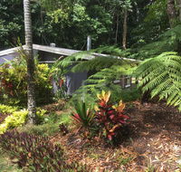 Honeybee House - eAccommodation