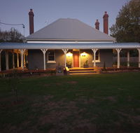 Kings Cottage Uralla - eAccommodation