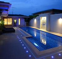 Kraimorie Large family beach house with pool superb water views pool and games room - eAccommodation