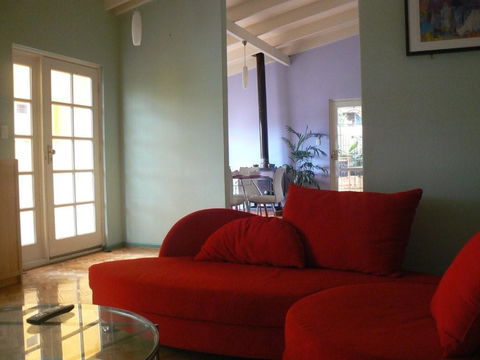 La Cote D Or - Mediterranean Cottage - eAccommodation 3