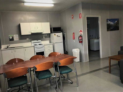 Lake Callide Retreat - eAccommodation 2