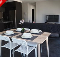 Large 2BRComfyParking Included - eAccommodation