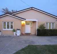 Layton Street Apartments - eAccommodation