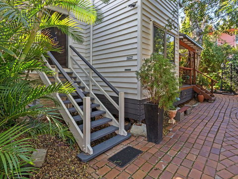 Margate House - eAccommodation 3