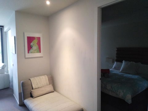 Marina View Apartment On The Maribyrnong River, Melbourne - eAccommodation 1
