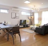 Melbourne Luxury Villa at Doncaster - eAccommodation