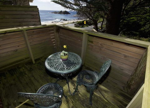 Mick's Beach Cottage - Seal Rocks Beachfront - eAccommodation 1