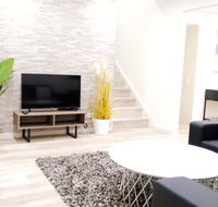 Modern 4-Bedroom House on Cunningham near Singleton CBD Hunter Valley - eAccommodation