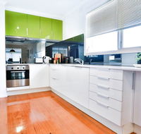 Mont Albert 2 Bedrooms Morden House - eAccommodation