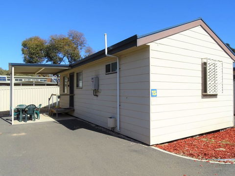 Moonta Bay Cabins - eAccommodation 1
