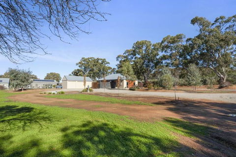 Moss's Place - eAccommodation 1