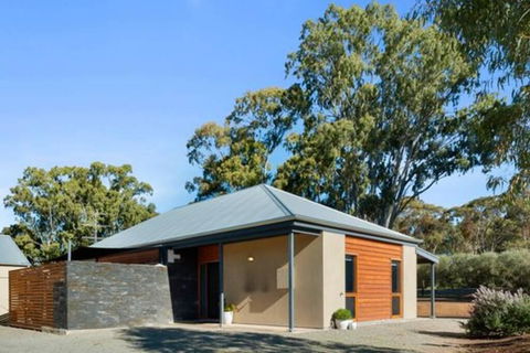 Moss's Place - eAccommodation 0