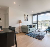 Mountain View 2 Bed 2 Bath ApartmentPlayhouse - eAccommodation