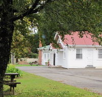 Mountain View Motel - eAccommodation