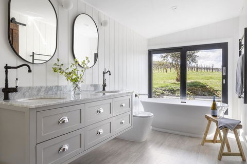 Mt Bellevue - eAccommodation 2