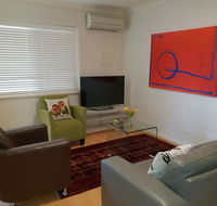 Mt.Lawley Superb 2 BR location Comfort style 3 - eAccommodation