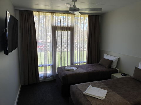Naracoorte Hotel Motel - eAccommodation 3