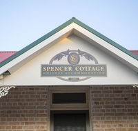 Spencer Cottage - eAccommodation