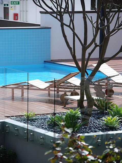Claremont Quarter Luxury Apartment - eAccommodation 1