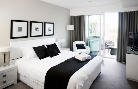 Claremont Quarter Luxury Apartment - eAccommodation 2