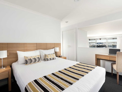 Be. Fremantle - eAccommodation 13