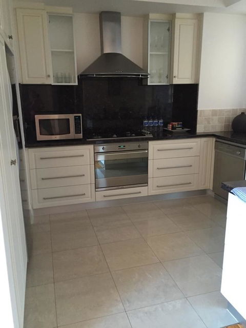 West End District Apartments - eAccommodation 17